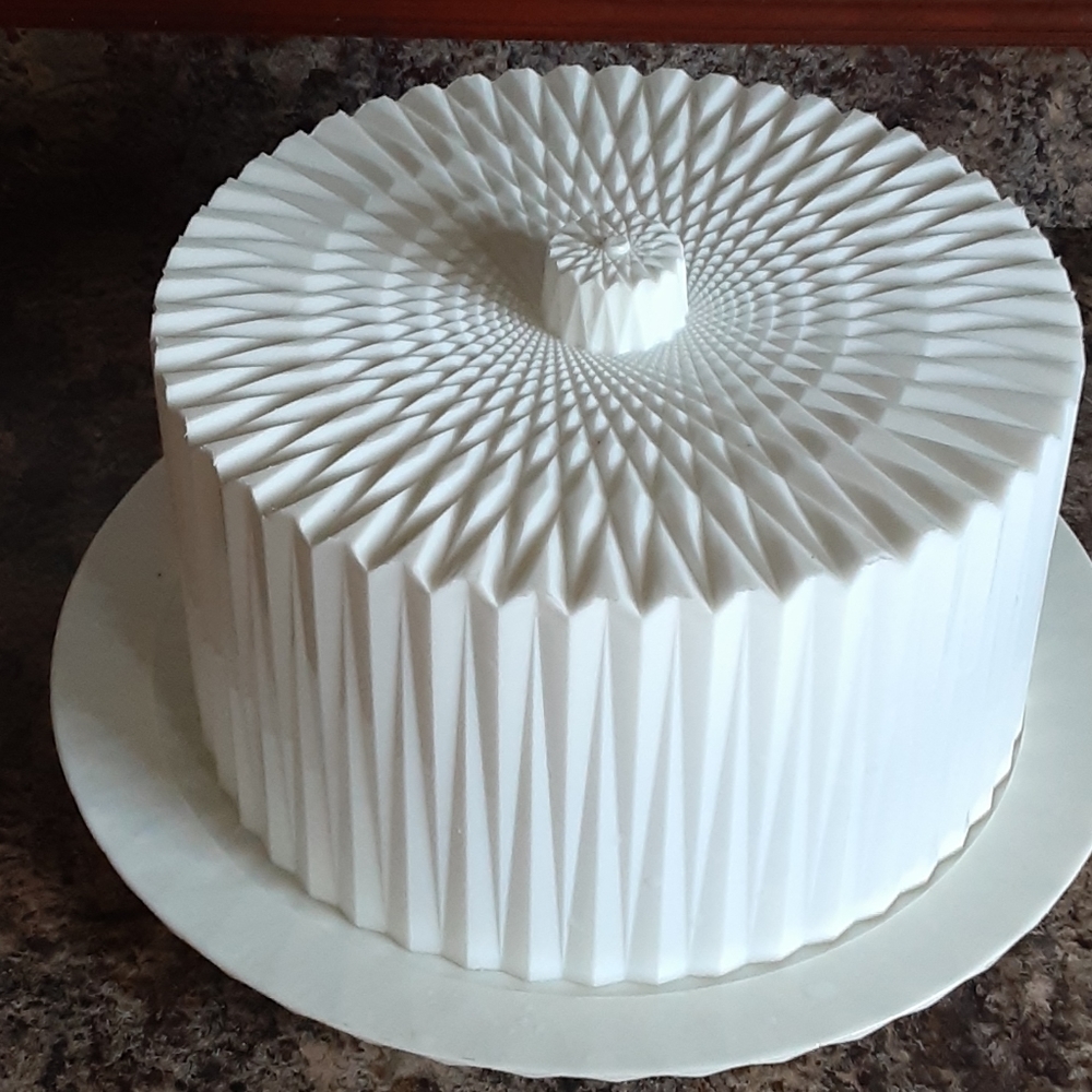 Vtg Cake Plate w/Cover